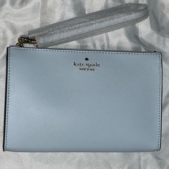 kate spade Handbags - Kate Spade Wristlet NWOT